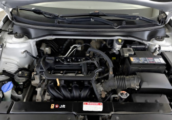 Подержанный автомобиль Kia Rio Hatchback 2021 года (9 фото)