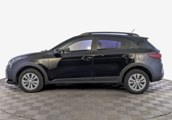 Подержанный автомобиль Kia Rio Hatchback 2022 года (8 фото)