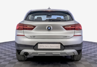 Подержанный автомобиль BMW X2 2020 года (6 фото)
