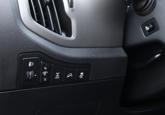 Подержанный автомобиль Kia Sportage 2014 года (18 фото)