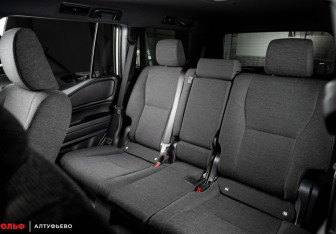 Новый Toyota Land Cruiser Prado 2024 (10 фото)