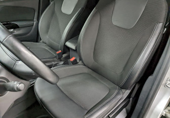 Подержанный автомобиль Renault Kaptur 2021 года (14 фото)