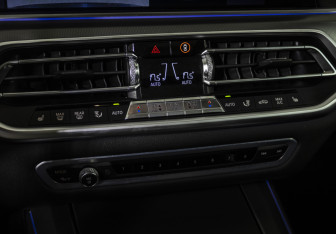 Подержанный автомобиль BMW X5 2019 года (15 фото)