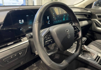 Подержанный автомобиль FAW Bestune T55 2023 года (13 фото)