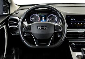 Подержанный автомобиль Geely Coolray 2021 года (8 фото)