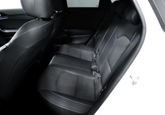 Подержанный автомобиль Kia Ceed Hatchback 2019 года (9 фото)