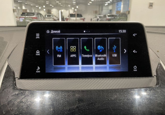 Подержанный автомобиль Mitsubishi Eclipse Cross 2019 года (12 фото)