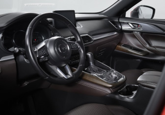 Подержанный автомобиль Mazda CX-9 2020 года (14 фото)