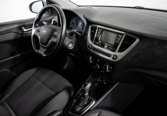 Подержанный автомобиль Hyundai Solaris Sedan 2020 года (10 фото)