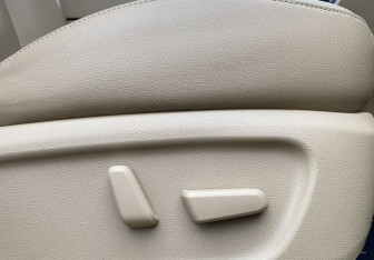 Подержанный автомобиль Kia Carnival 2019 года (30 фото)