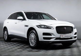Подержанный автомобиль Jaguar F-Pace 2020 года (3 фото)