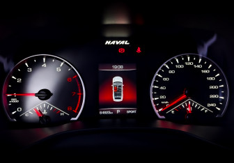 Подержанный автомобиль Haval Jolion 2023 года (13 фото)