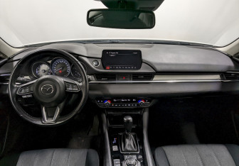 Подержанный автомобиль Mazda 6 Sedan 2019 года (22 фото)
