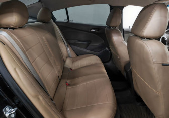 Подержанный автомобиль Chevrolet Cruze Sedan 2017 года (13 фото)