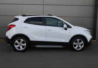 Подержанный автомобиль Opel Mokka 2014 года (4 фото)