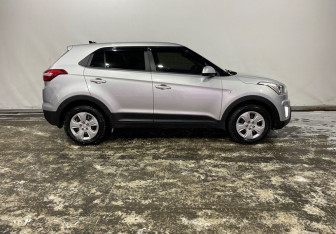 Подержанный автомобиль Hyundai Creta 2016 года (7 фото)