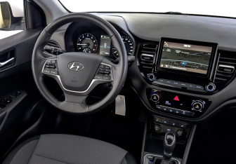 Подержанный автомобиль Hyundai Solaris Sedan 2021 года (29 фото)