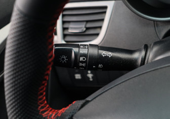 Подержанный автомобиль Hyundai Avante Sedan 2011 года (19 фото)