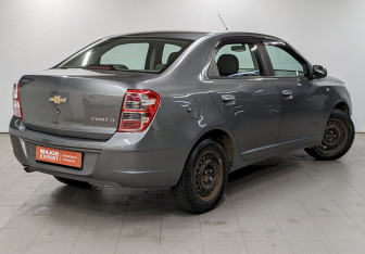 Подержанный автомобиль Chevrolet Cobalt Sedan 2012 года (5 фото)