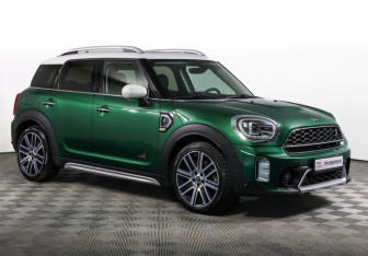 Подержанный автомобиль MINI Countryman 2020 года (3 фото)