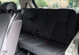 Подержанный автомобиль Kia Carnival 2021 года (9 фото)