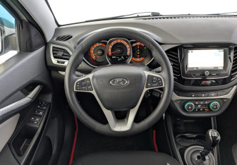 Подержанный автомобиль LADA (ВАЗ) Vesta Wagon 2019 года (21 фото)