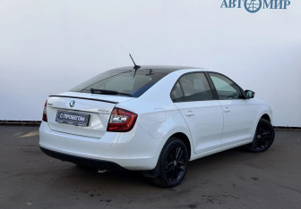 Подержанный автомобиль Skoda Rapid Liftback 2019 года (5 фото)