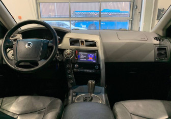 Подержанный автомобиль SsangYong Kyron 2011 года (15 фото)