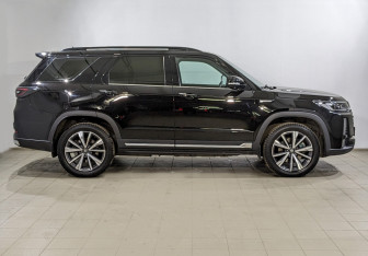 Подержанный автомобиль Changan CS95 2024 года (4 фото)