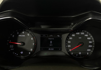 Подержанный автомобиль Chevrolet TrailBlazer 2021 года (11 фото)
