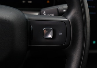 Подержанный автомобиль Zeekr 007 2024 года (33 фото)