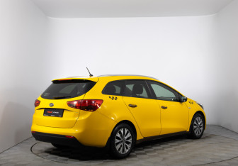 Подержанный автомобиль Kia Ceed Wagon 2016 года (5 фото)