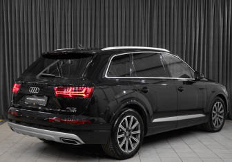 Подержанный автомобиль Audi Q7 2019 года (4 фото)