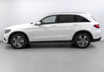 Подержанный автомобиль Mercedes-Benz GLC Coupe 2019 года (8 фото)