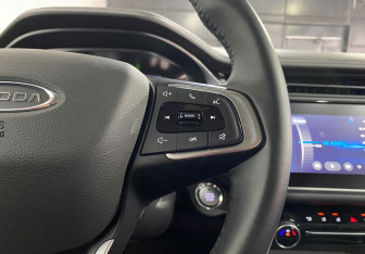 Подержанный автомобиль Omoda S5 2024 года (16 фото)