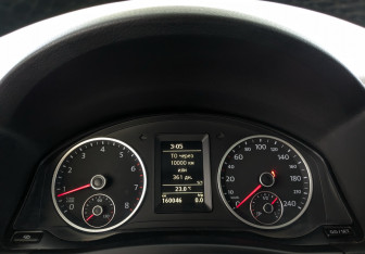 Подержанный автомобиль Volkswagen Tiguan 2012 года (15 фото)