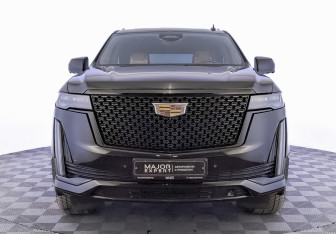 Подержанный автомобиль Cadillac Escalade Suv 2022 года (2 фото)