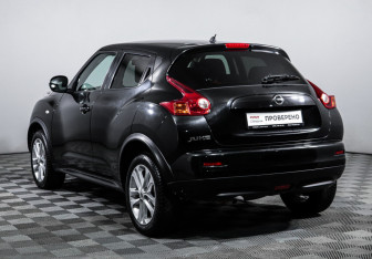 Подержанный автомобиль Nissan Juke 2012 года (7 фото)