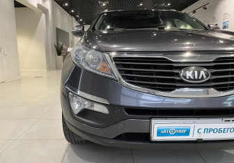 Подержанный автомобиль Kia Sportage 2013 года (7 фото)