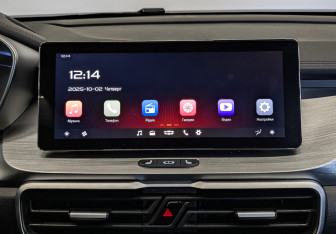 Подержанный автомобиль Geely Coolray 2023 года (14 фото)