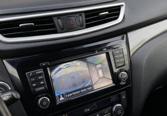 Подержанный автомобиль Nissan X-Trail 2017 года (17 фото)