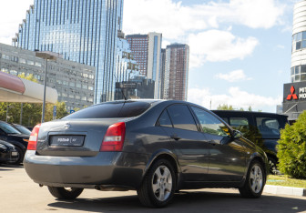 Подержанный автомобиль Nissan Primera Sedan 2003 года (4 фото)