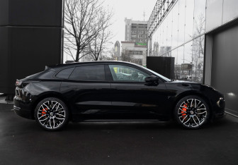 Подержанный автомобиль Zeekr 001 2023 года (4 фото)