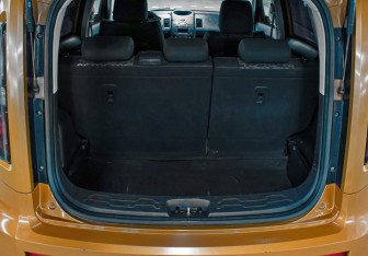 Подержанный автомобиль Kia Soul 2011 года (10 фото)