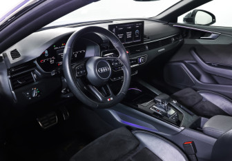 Подержанный автомобиль Audi A5 Coupe 2020 года (15 фото)