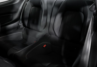 Подержанный автомобиль Ford Mustang Coupe 2021 года (10 фото)