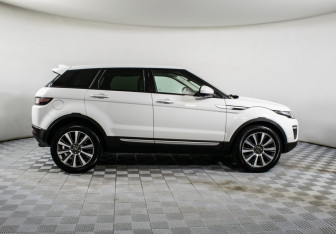Подержанный автомобиль Land Rover Range Rover Evoque 2015 года (4 фото)