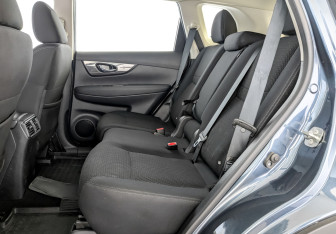 Подержанный автомобиль Nissan X-Trail 2021 года (12 фото)