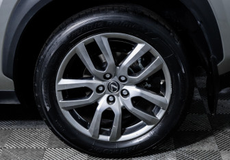 Подержанный автомобиль Lexus NX 2019 года (15 фото)