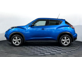 Подержанный автомобиль Nissan Juke 2018 года (8 фото)